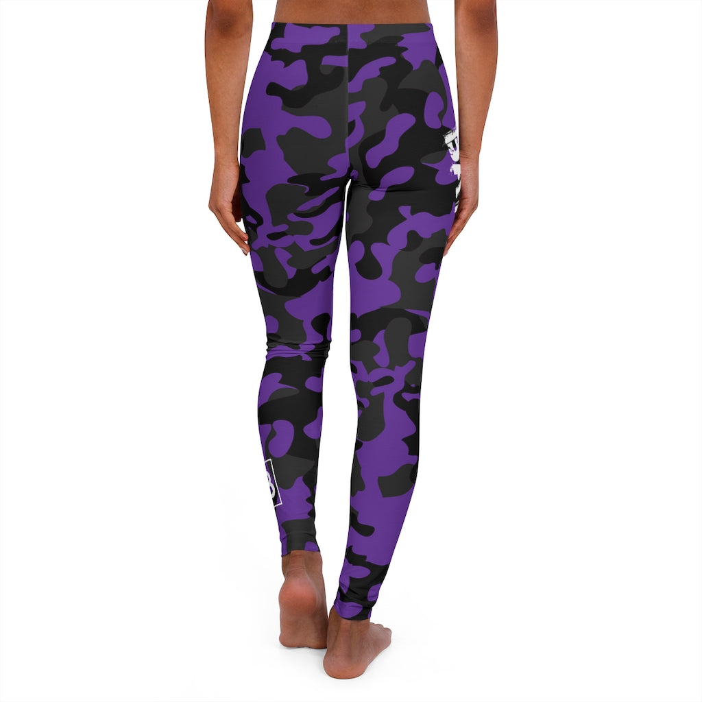 Girls Keyhole Leggings All in Motion Purple camo size S (6/6X)